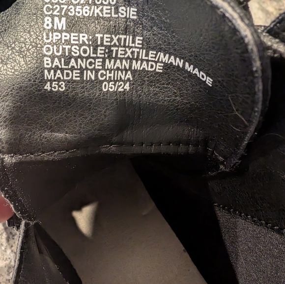 NWOT Cliffs by White Mountain - Picture 3 of 5